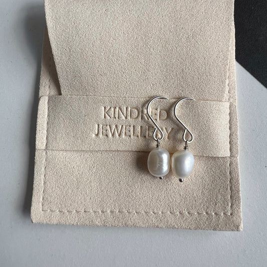 'Pearl' Silver earrings