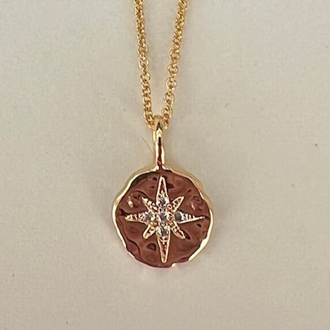 Robin gold star pendant necklace