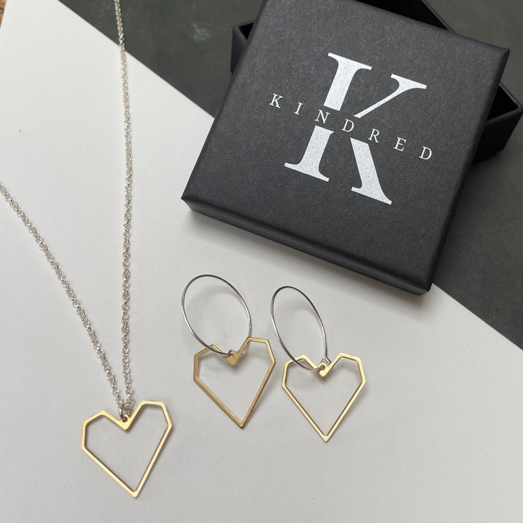 Geometric heart earrings and necklace set