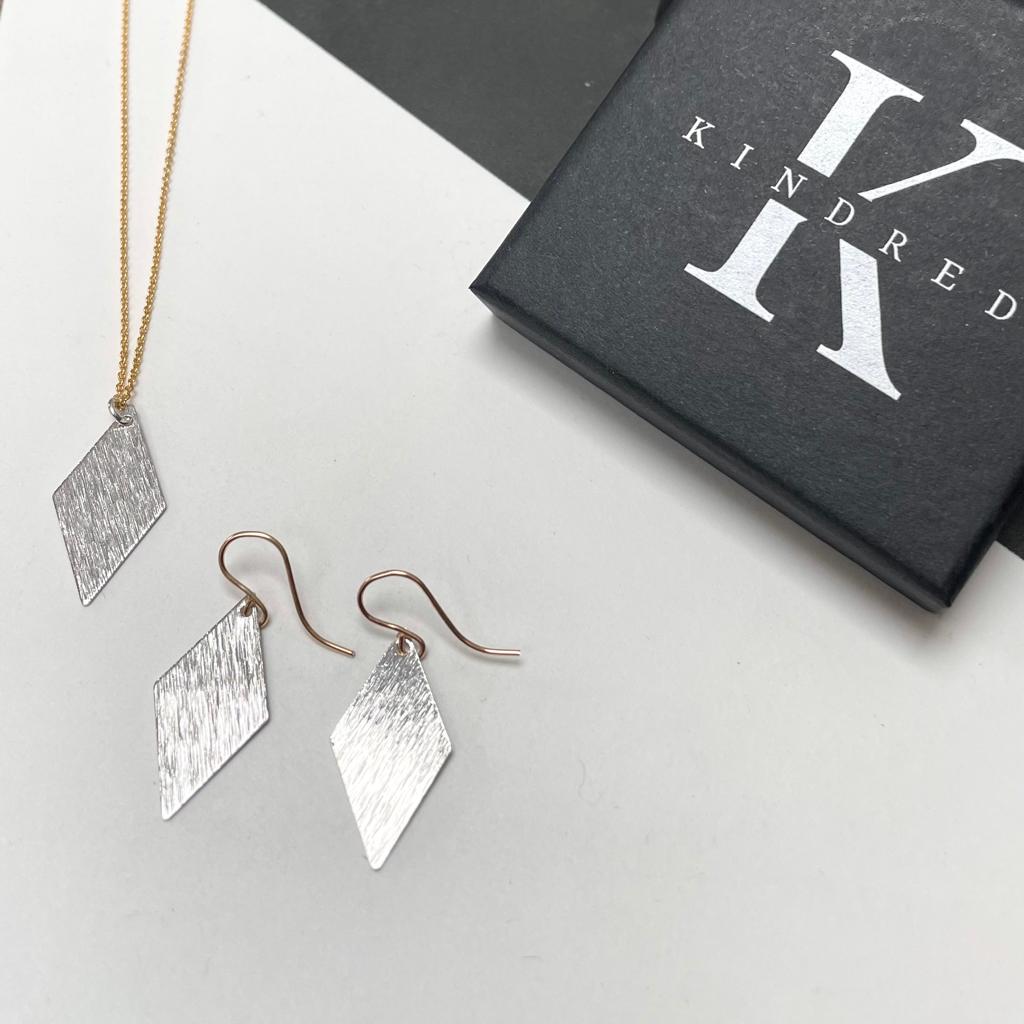 Brushed diamond necklace and earrings with gift box